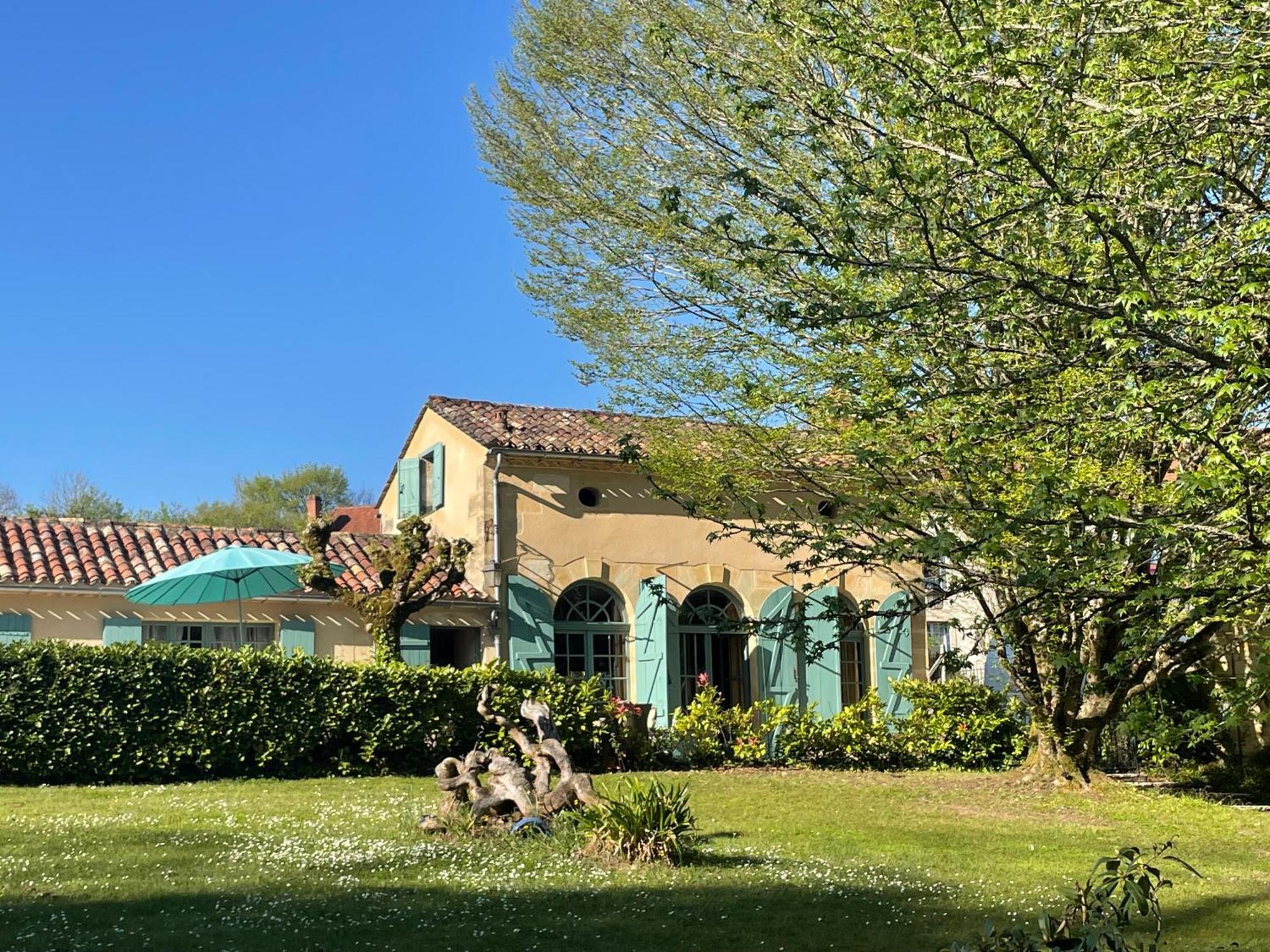 La Rebiere D'Or, B&B Et Gite Mouleydier Eksteriør bilde